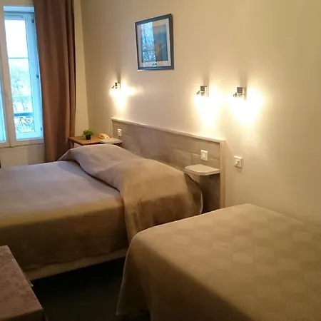 De L'océan Hotel 2*